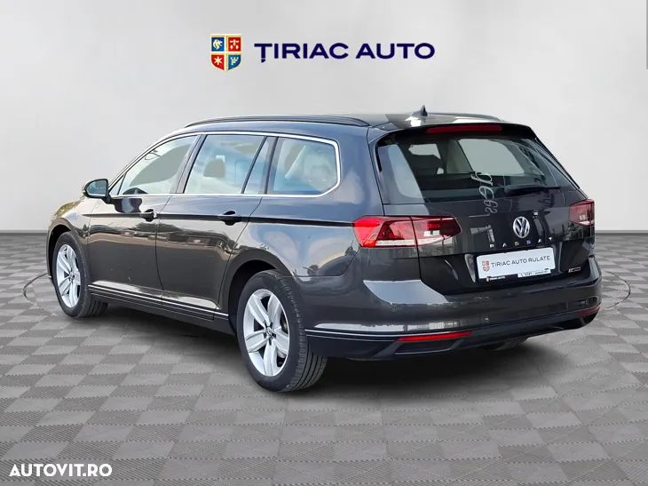 Volkswagen Passat Variant 2.0 TDI SCR DSG 4Motion Business - 4