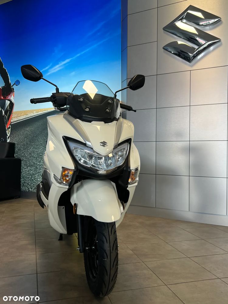 Suzuki Burgman - 4