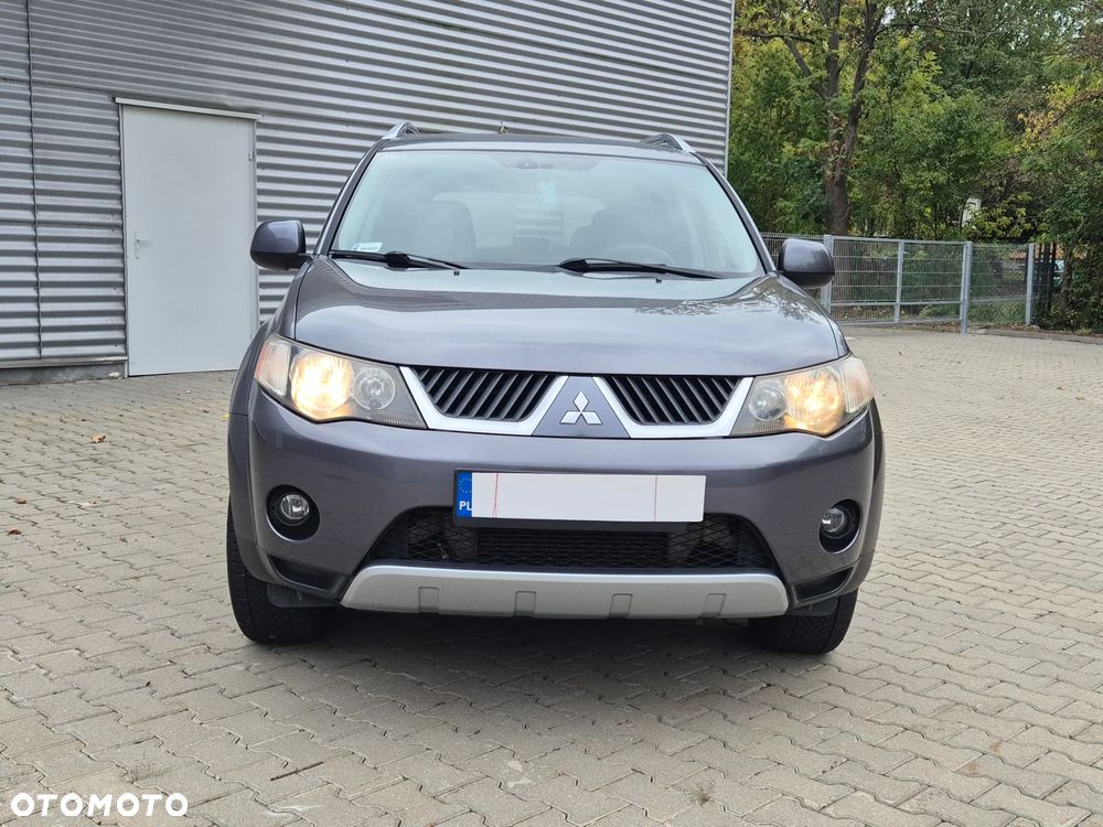 Mitsubishi Outlander 2.0 DI-D 4WD Intense - 3