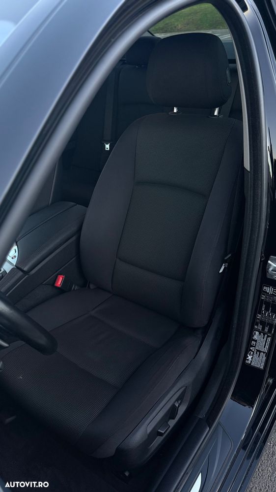 BMW Seria 5 525d xDrive AT - 6