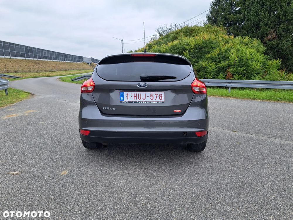 Ford Focus - 26
