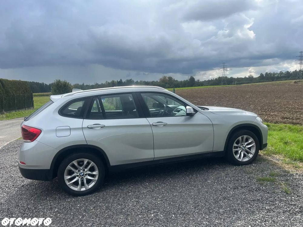 BMW X1 sDrive18i xLine - 6