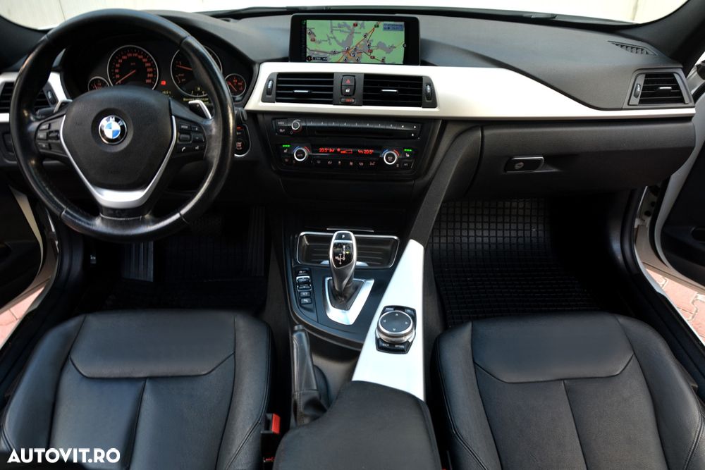 BMW Seria 3 320d Touring Aut. Blue Performance Sport Line - 5