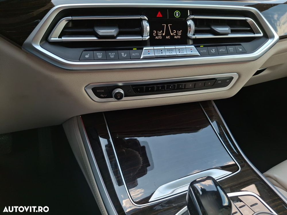 BMW X5 xDrive45e - 36