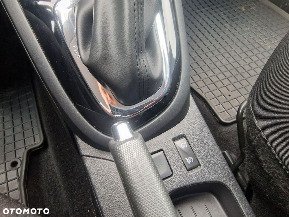 Renault Captur ENERGY TCe 120 EDC Experience - 24