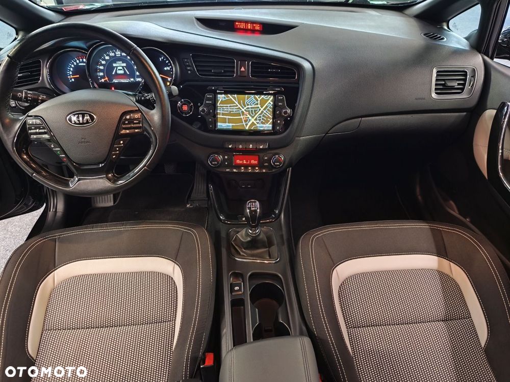 Kia Ceed 1.6 GDI Smart Plus - 9