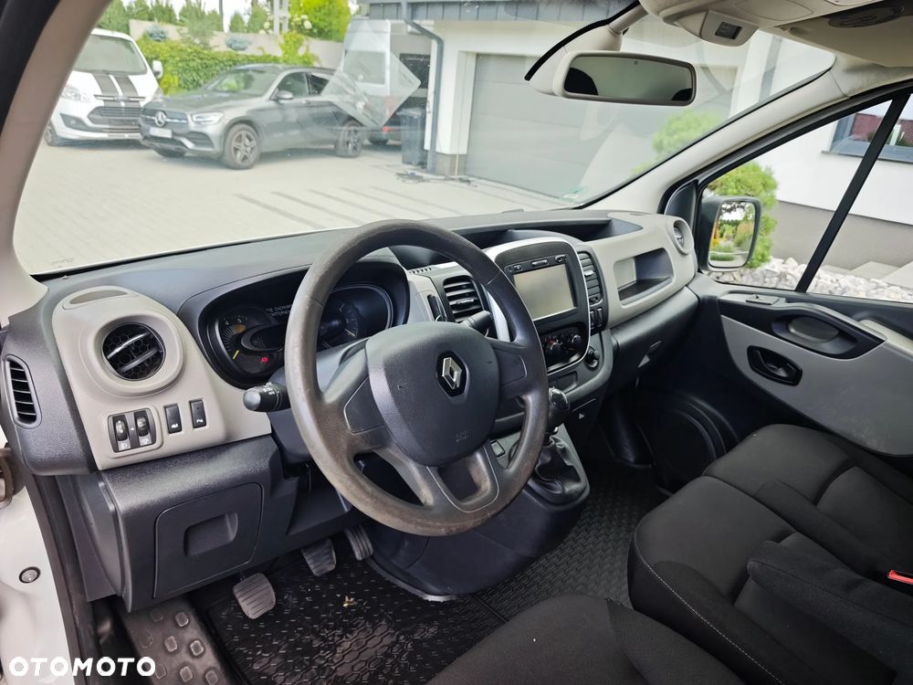 Renault Trafic L2H1 LONG  Keyless Kamera Klima Nawigacja * 158tys.km  * - 9
