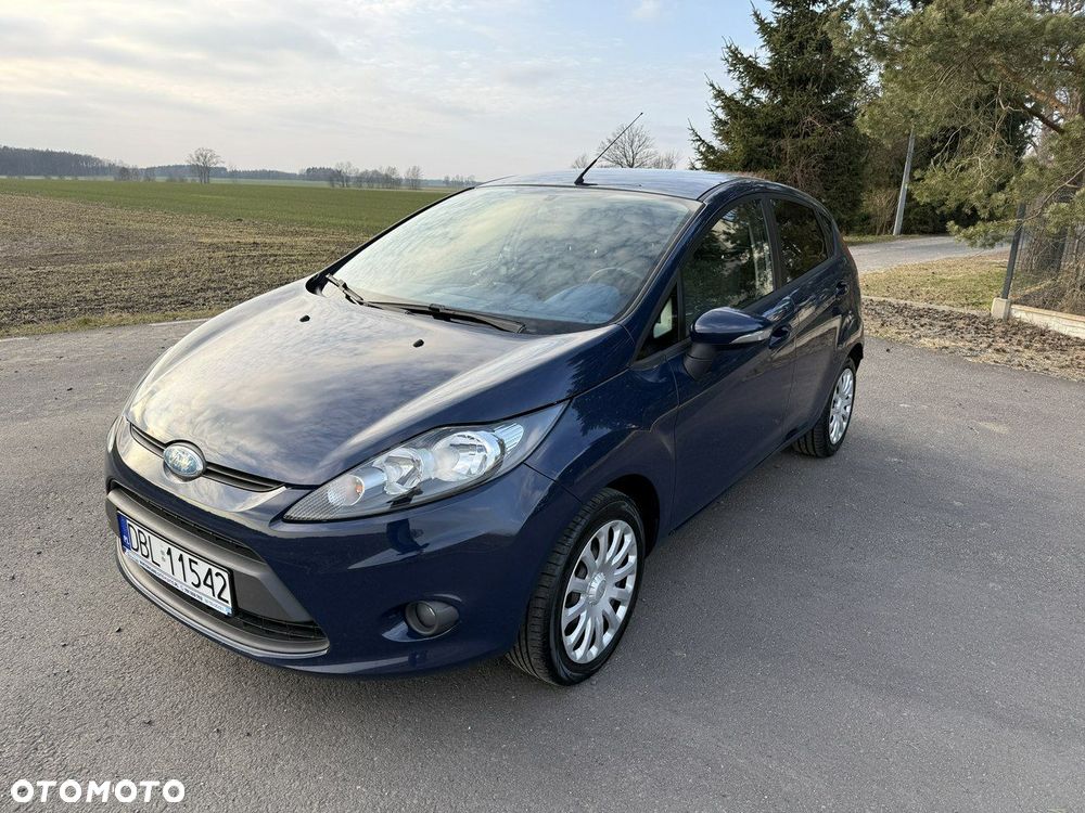 Ford Fiesta - 25