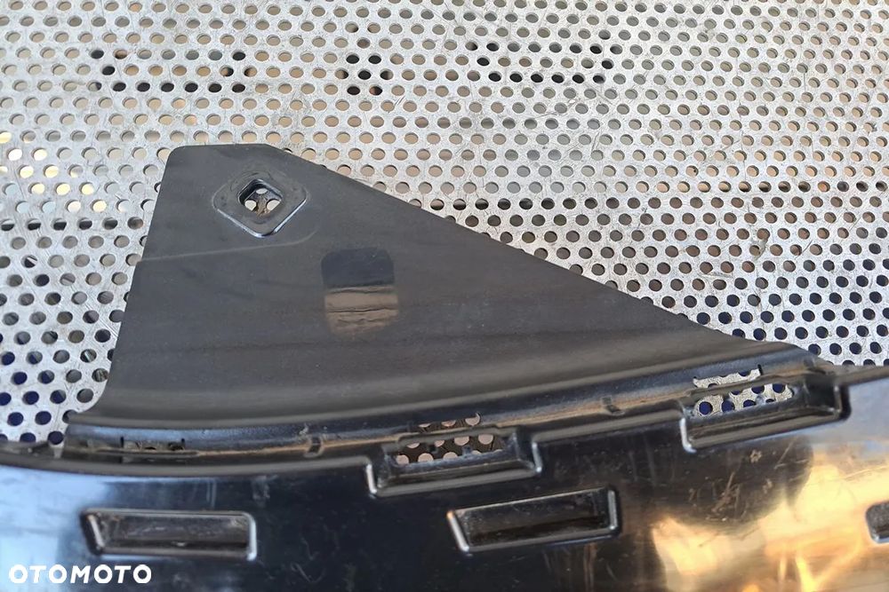 Mercedes W118 CLA Ślizg Zderzaka Górny Lewy i Prawy Przód Wspornik Mocowanie - 7