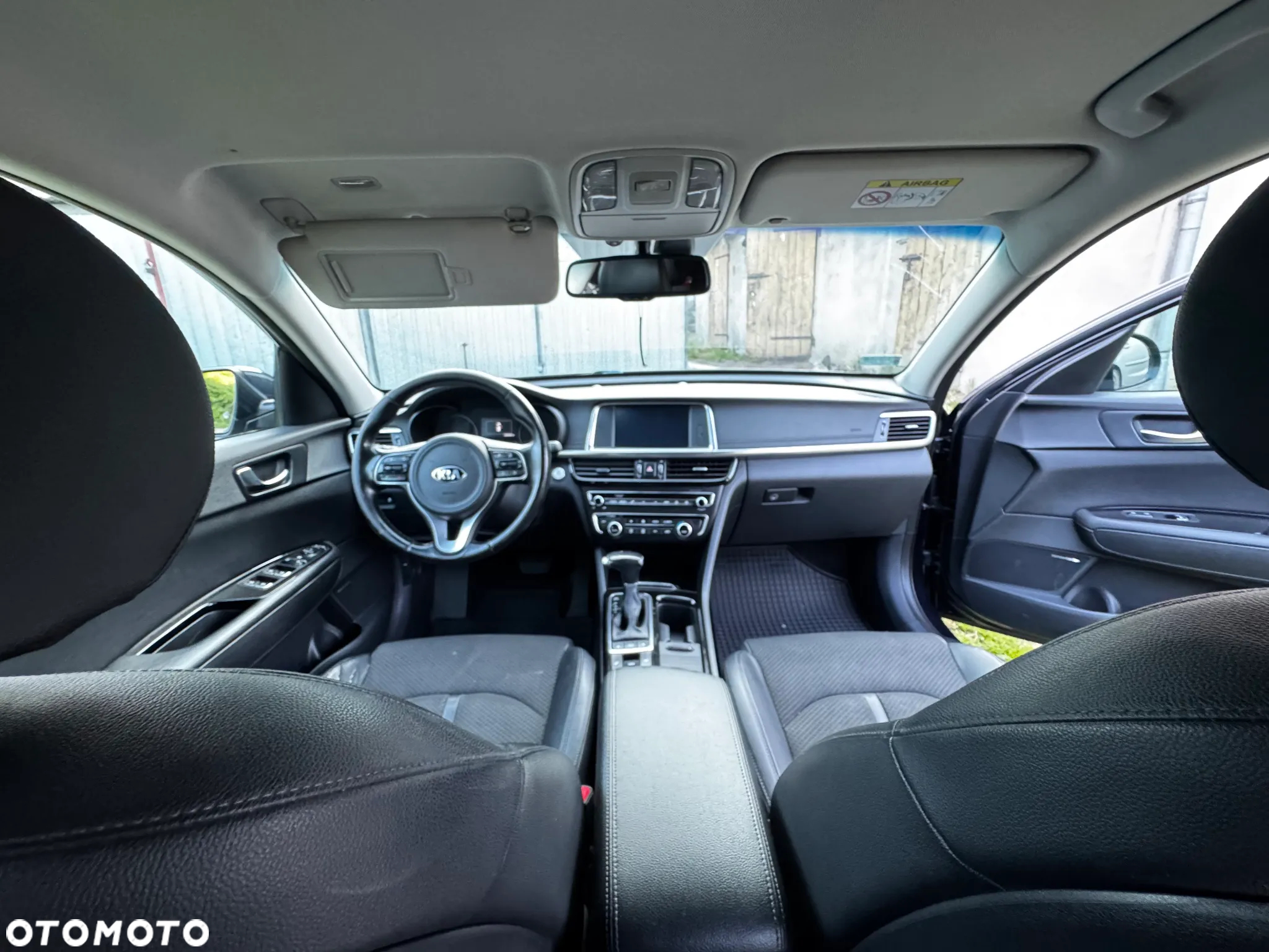 Kia Optima 1.7 CRDI L DCT - 25