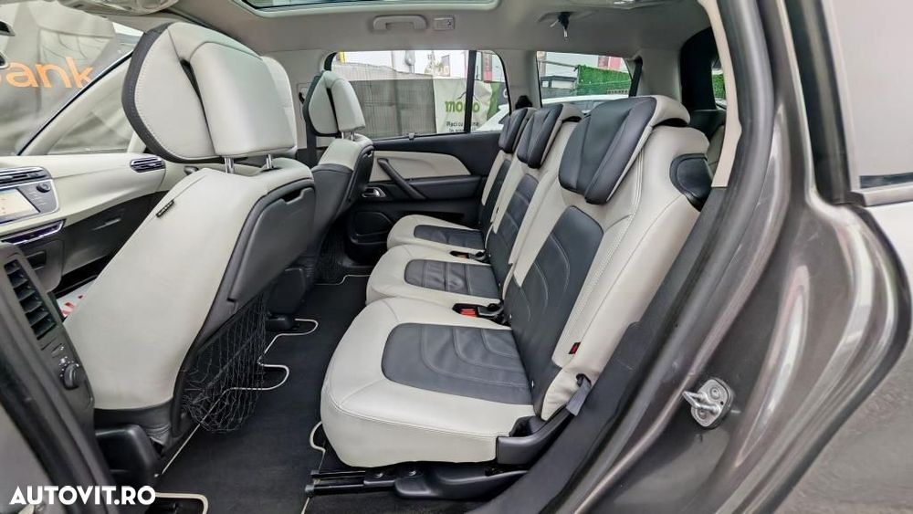Citroën C4 Grand Picasso - 12
