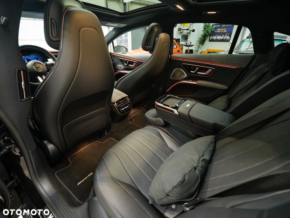 Mercedes-Benz EQS 580 107.8kWh 4-Matic AMG Line - 17