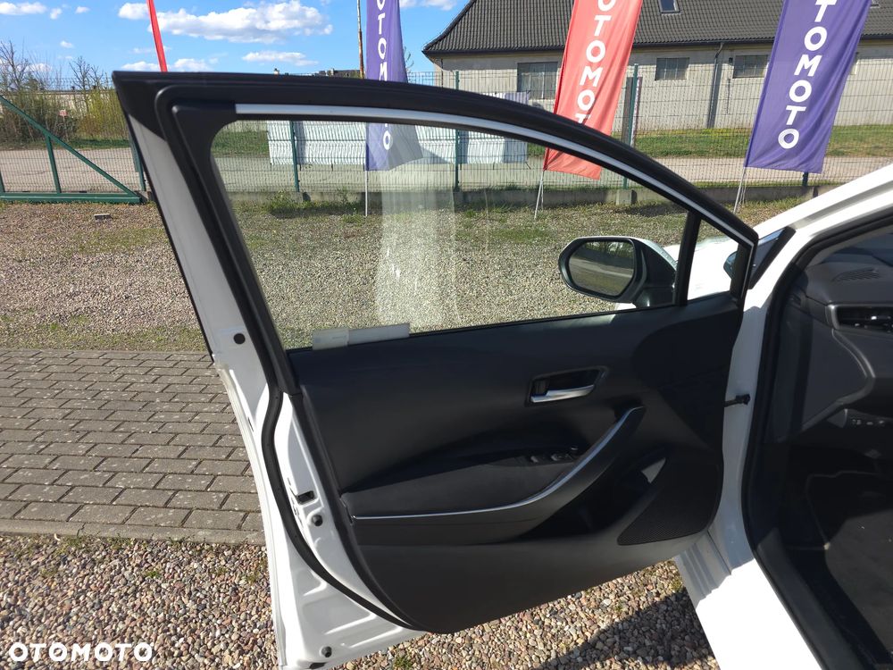 Toyota Corolla 1.8 Hybrid Comfort - 18