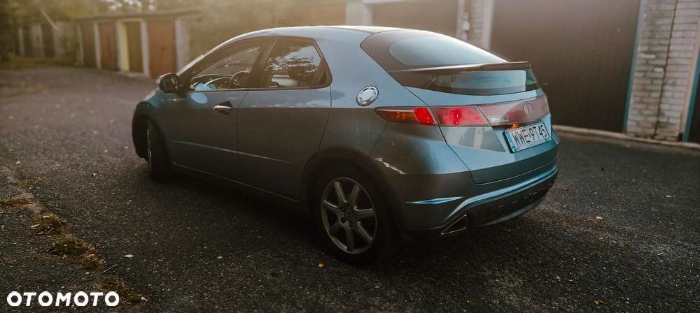Honda Civic 1.8 Executive NAVI - 5