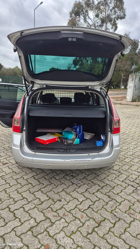 Renault Mégane Break 1.5 dCi Confort - 12