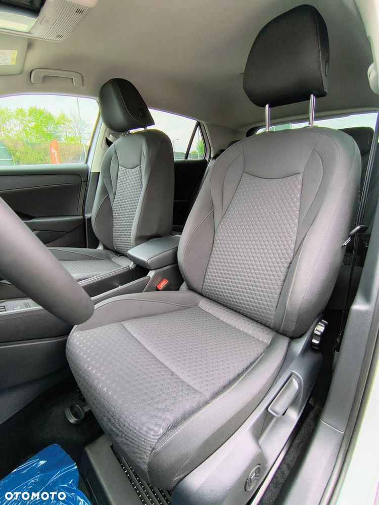 Volkswagen T-Roc - 11