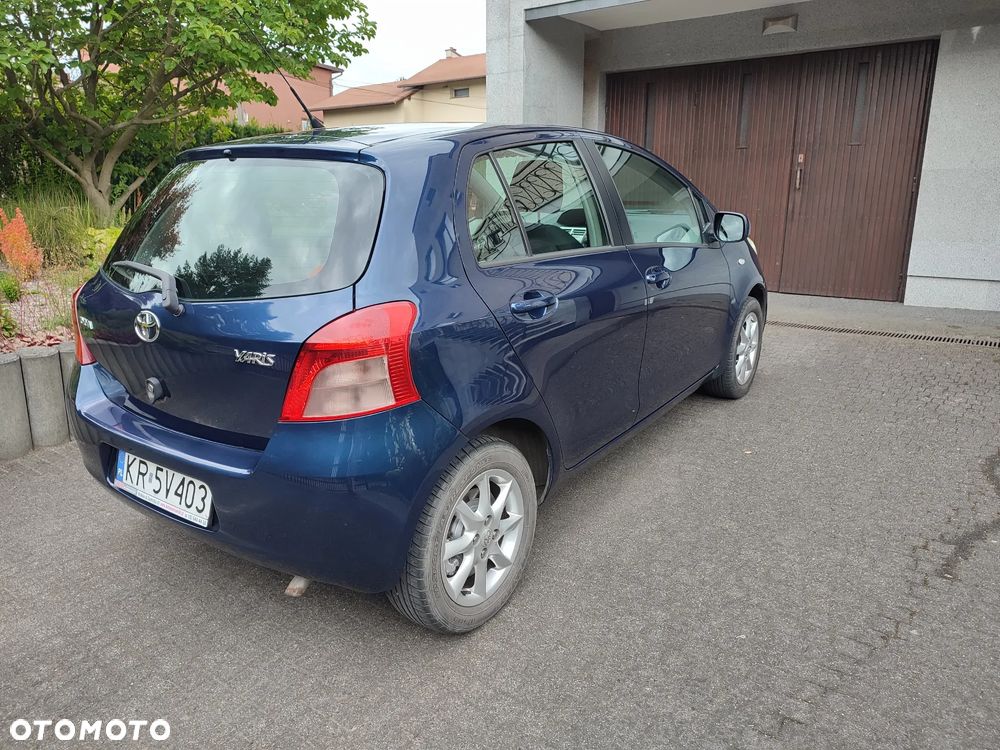 Toyota Yaris 1.0 Luna A/C - 4