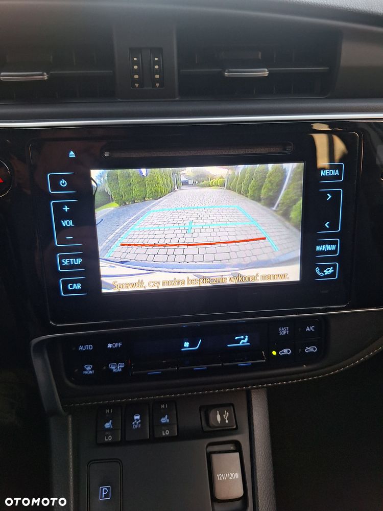 Toyota Auris 1.8 VVT-i Hybrid Automatik Edition S+ - 14