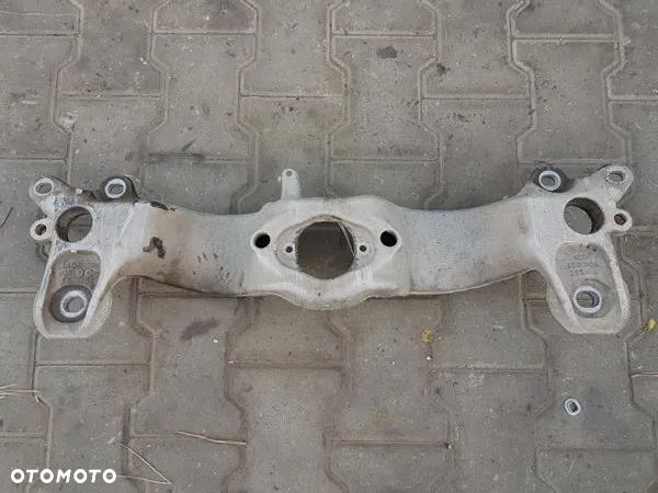 ŁAPA PODPORA MOCOWANIE SKRZYNI AUDI A4 B6 B7 MANUAL 8E0399263AL