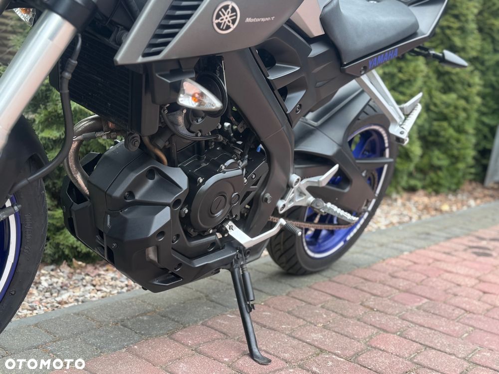 Yamaha MT - 17