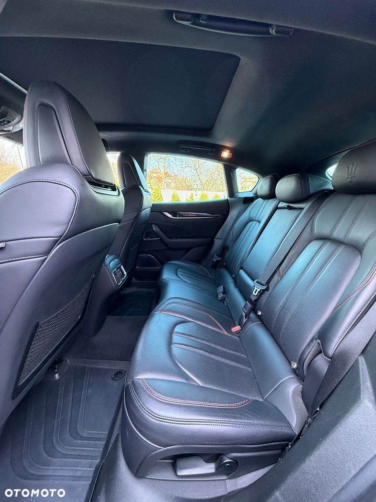Maserati Levante S Q4 GranSport - 29