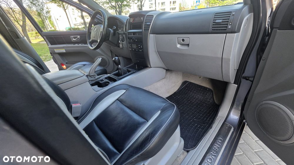 Kia Sorento - 27