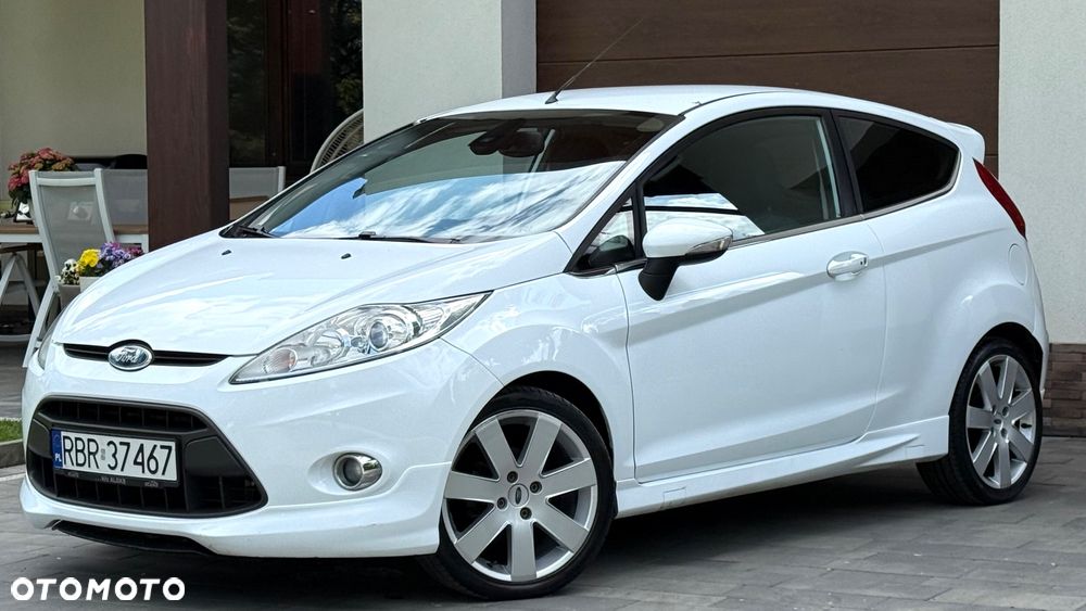 Ford Fiesta - 33