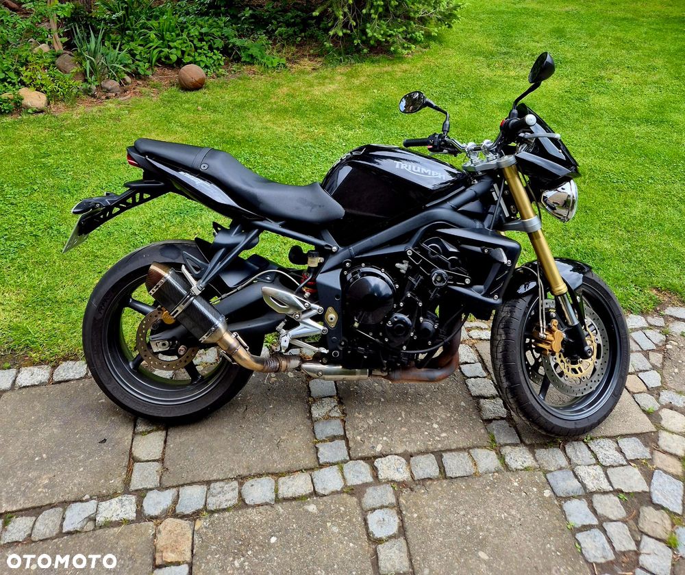Triumph Street Triple - 1