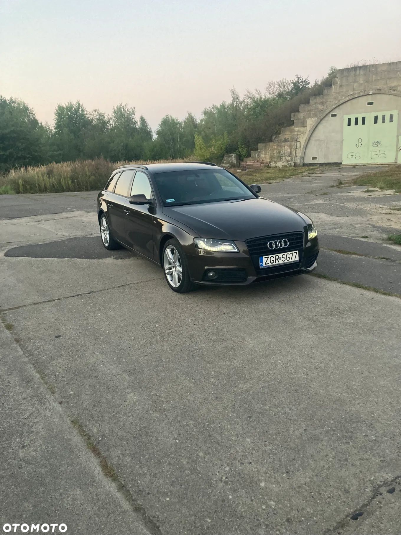 Audi A4 - 1