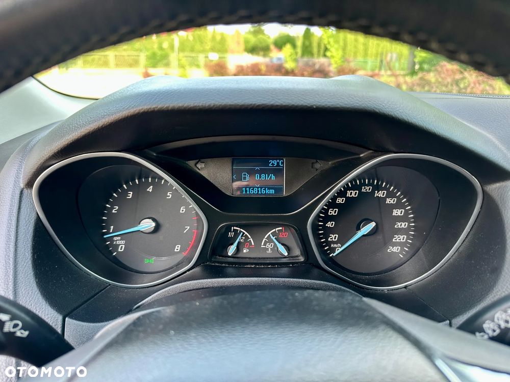 Ford Focus - 27