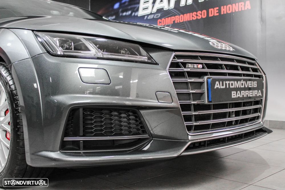 Audi TT Coupé S - 16