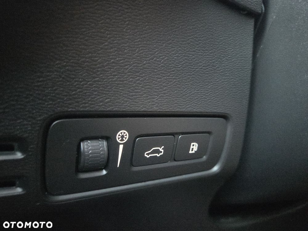 Volvo XC 40 T5 Recharge DKG RDesign - 19