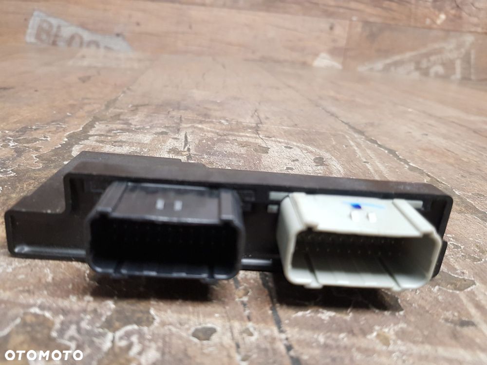 Moduł zapłonowy klucz Honda CBR 1000 RR Fireblade 38770-MFL-622 - 2