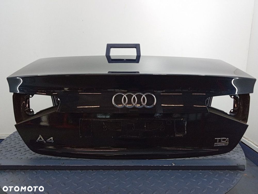 AUDI A4 B8 8K LIFT SEDAN KLAPA BAGAŻNIKA TYŁ LX5R - 1