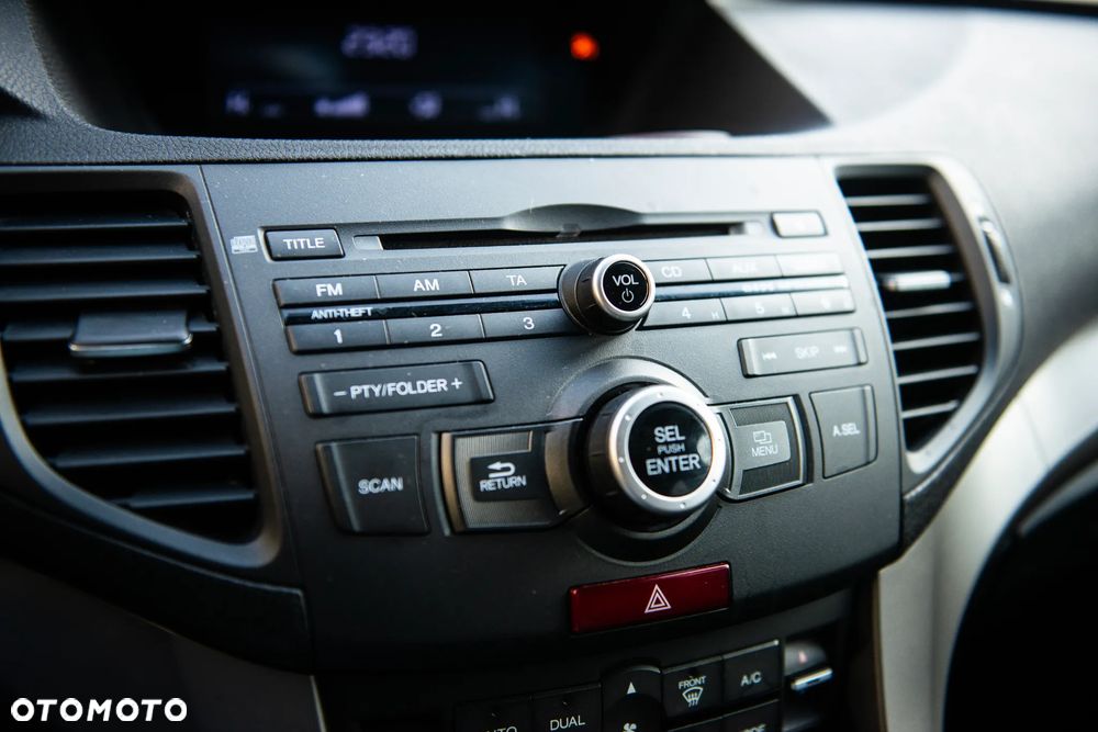 Honda Accord 2.0 Executive - 30