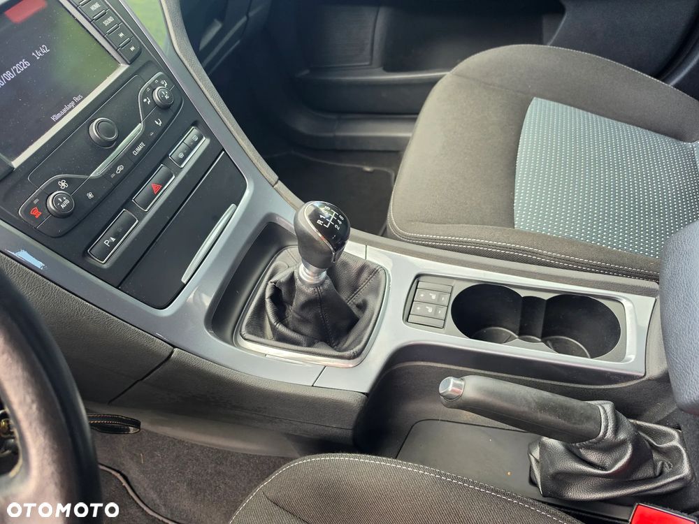 Ford Mondeo - 14