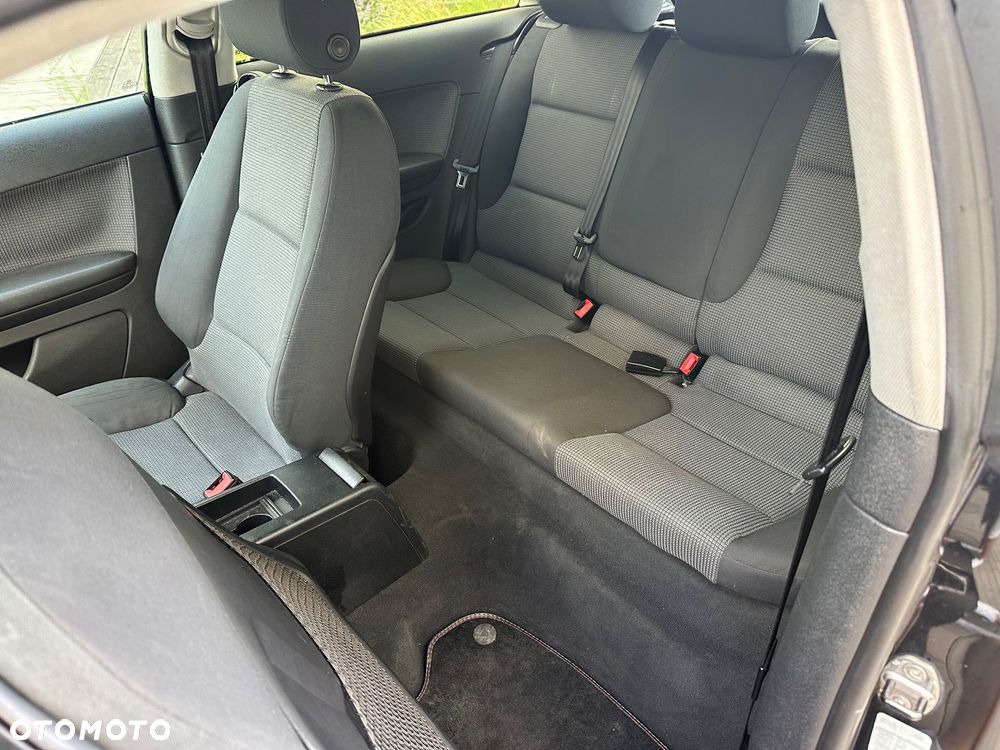 Audi A3 3-drzwiowe 2.0 FSI Attraction Tiptronic - 11