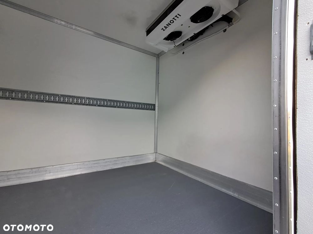 Iveco 50C18 Automat Chłodnia ZANOTTI  Winda 1 TONA Salon Polska - 8