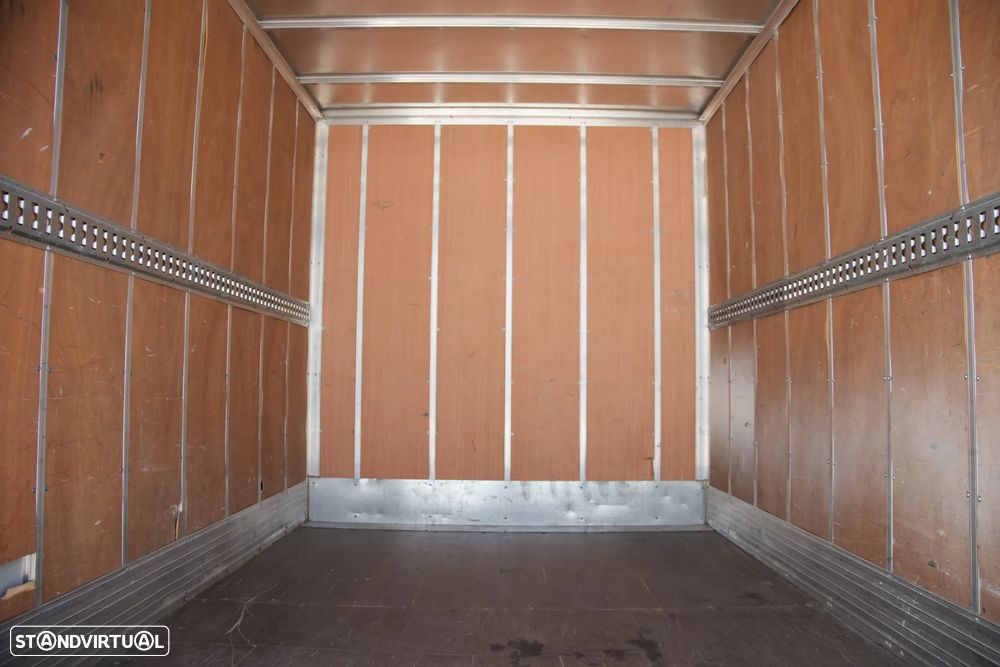 Renault Master 7Lugares Contentor 2.3DCI 125cv - 7
