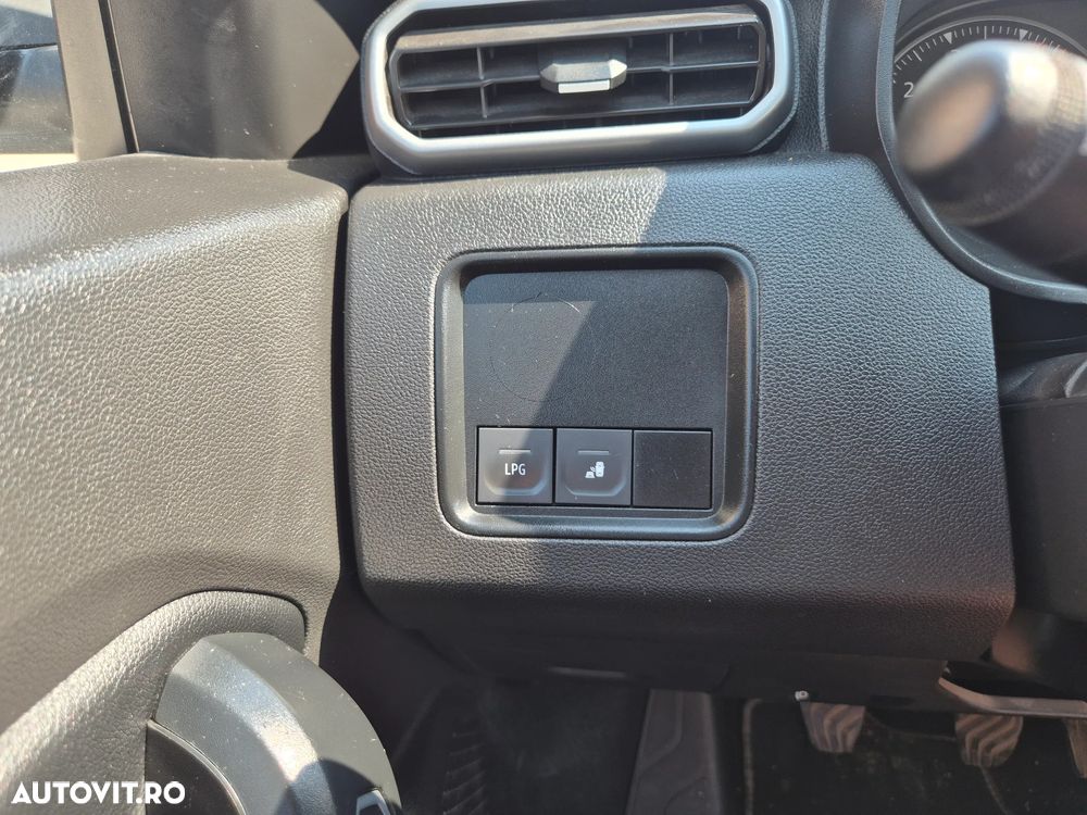 Dacia Duster ECO-G 100 Journey+ - 10