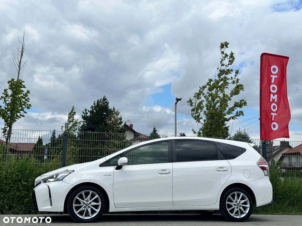 Toyota Prius+ (Hybrid) Executive - 8