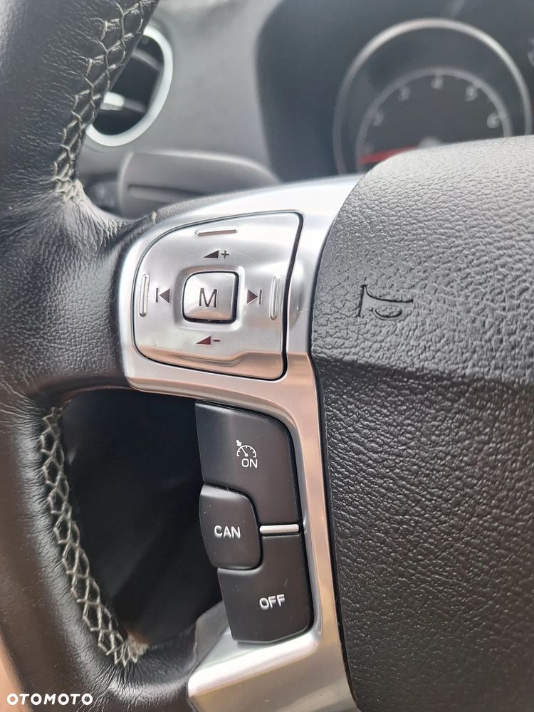 Ford Mondeo 2.0 Ghia Executive - 14