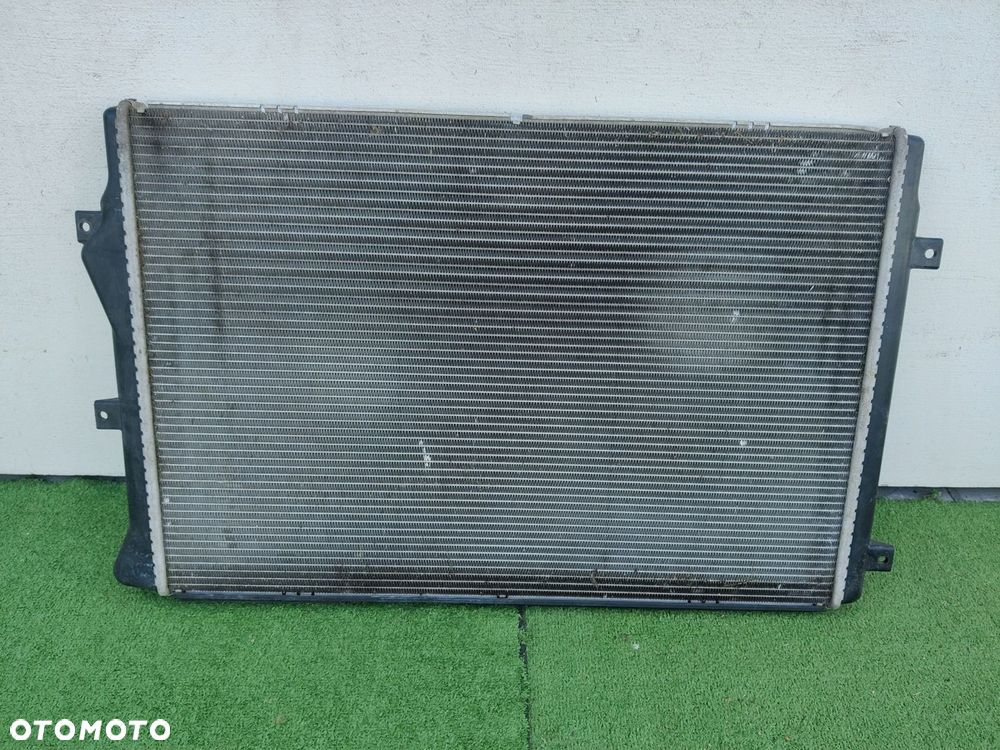 Chlodnica wody 5K0121251AA - 2