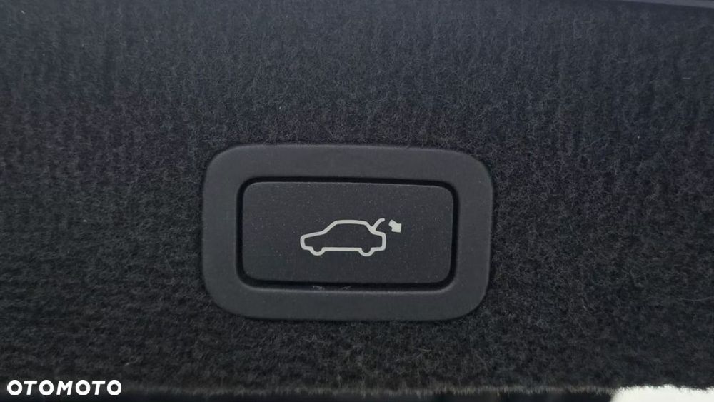 Volvo XC 70 - 22