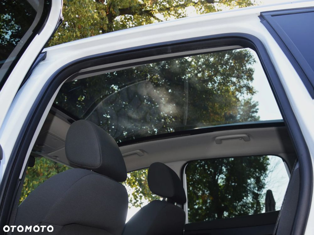 Ford Kuga - 34
