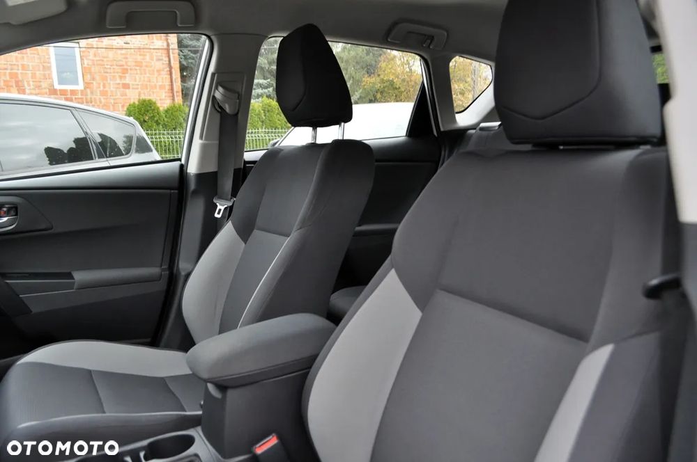 Toyota Auris 1.33 VVT-i Comfort - 21