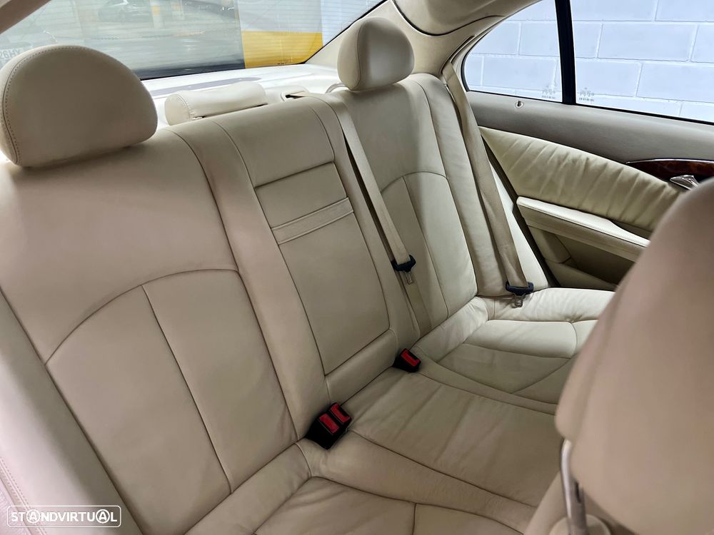 Mercedes-Benz E 220 - 8