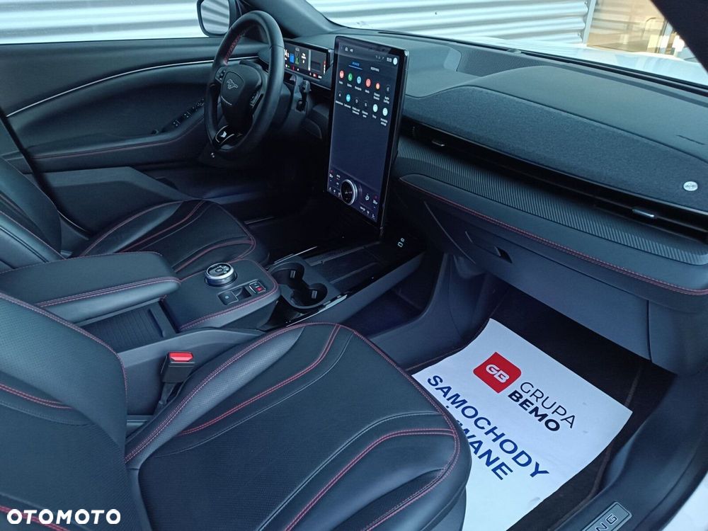 Ford Mustang Mach-E 98kWh AWD - 11