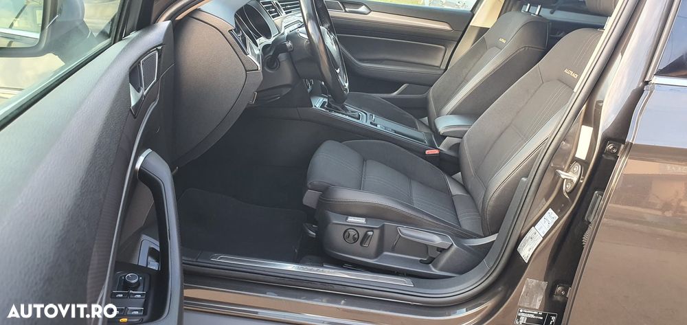 Volkswagen Passat - 5