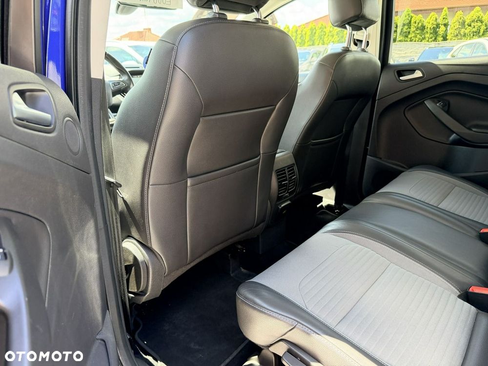 Ford Kuga 2.0 TDCi 4x2 Titanium - 8
